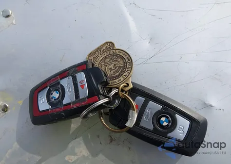 2018 BMW 320I из США, поврежденный, VIN WBA8A9C50JAH14637